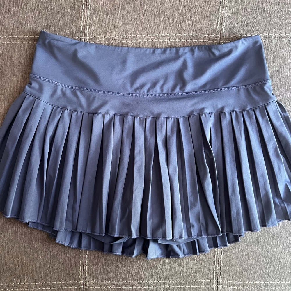 Gold Hinge Pleated Athletic Skort in Slate Blue